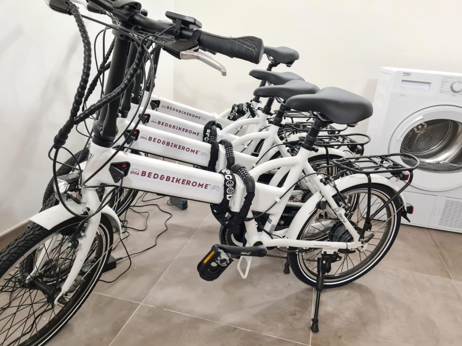 Bed&Bikerome Giulio Cesare Bed & Breakfast Ngoại thất bức ảnh
